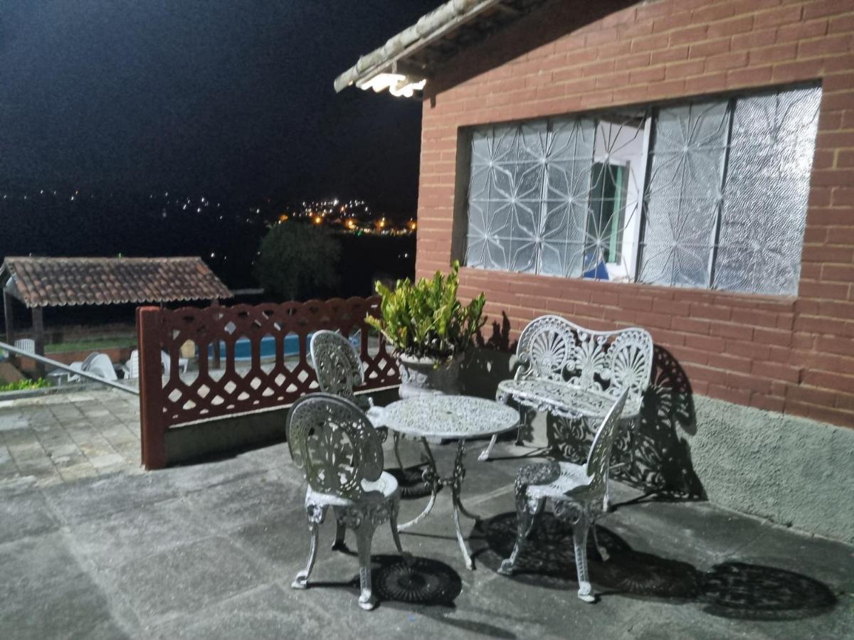 Casa em Gravatá Vista para o Vale Vila Exterior foto