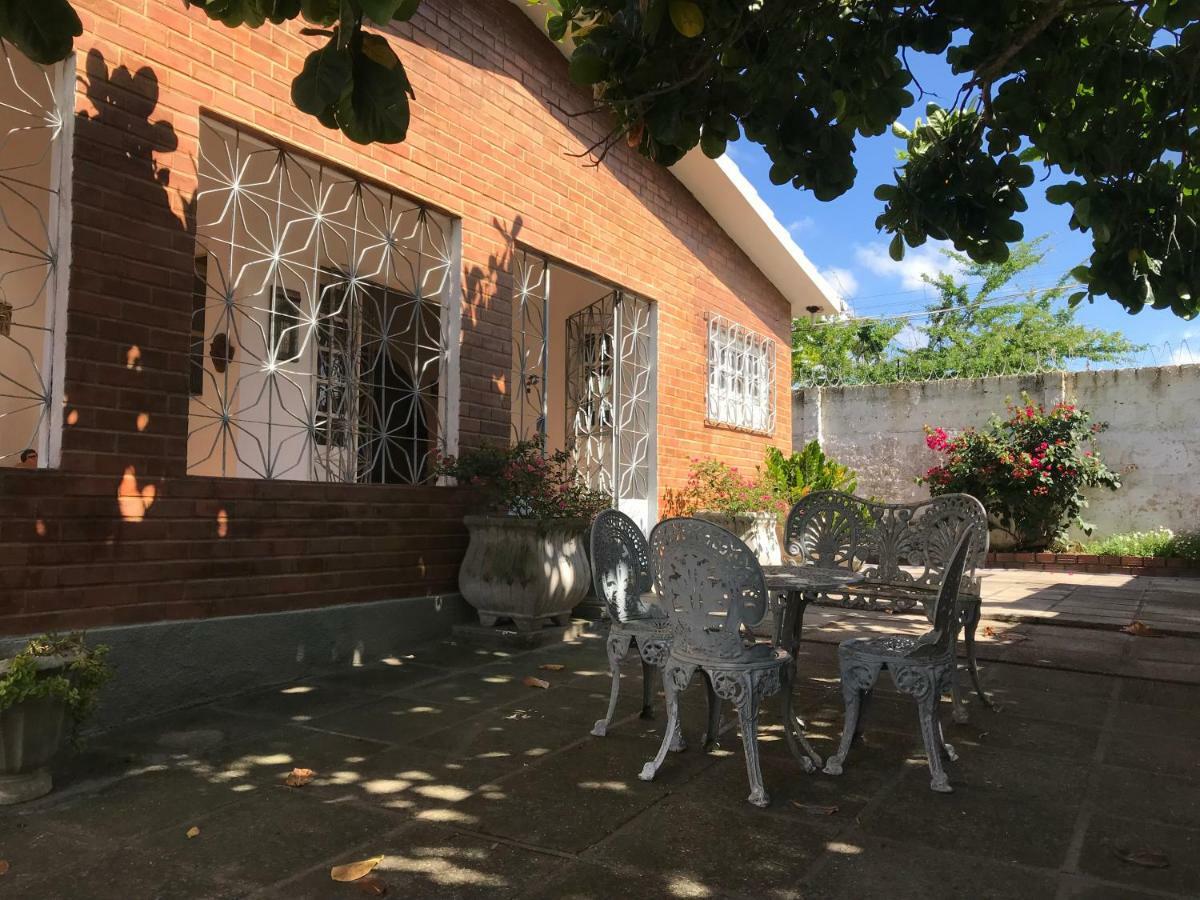 Casa em Gravatá Vista para o Vale Vila Exterior foto